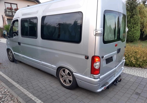 Nissan Interstar cena 22900 przebieg: 520000, rok produkcji 2004 z Parczew małe 137